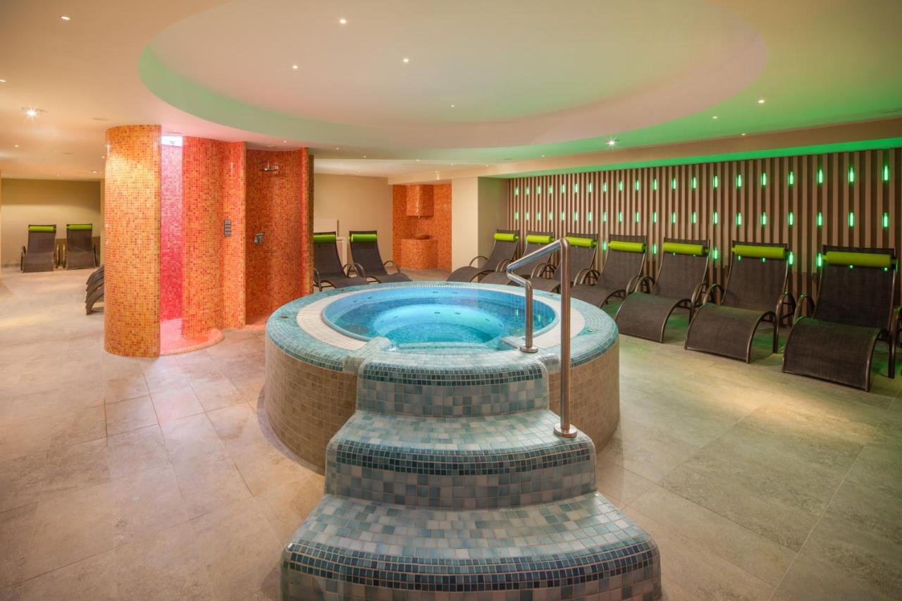 Greenfield Hotel Golf & Spa Bük 外观 照片