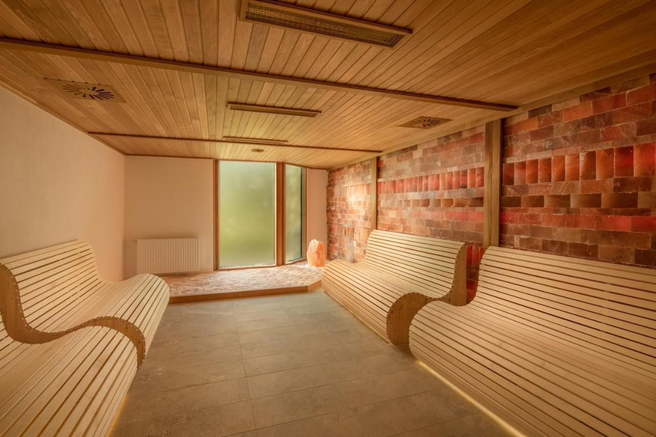 Greenfield Hotel Golf & Spa Bük 外观 照片
